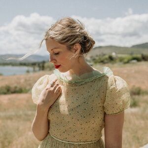 Meet your Posher, Liana